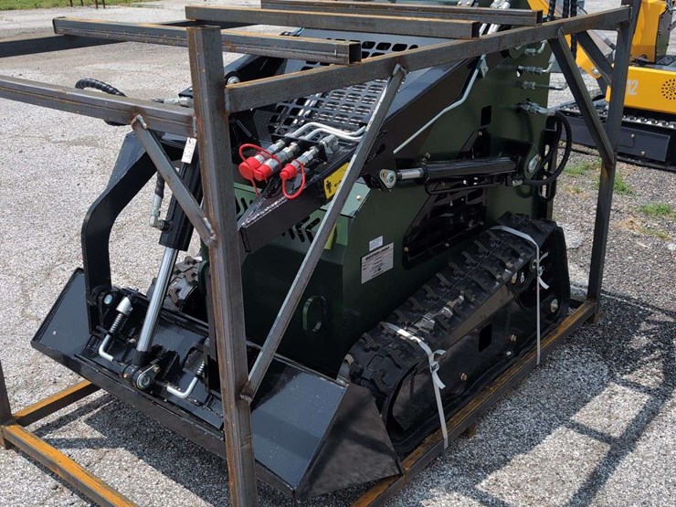zjg-mini-skid-steer-loader-zj-380-(green)---15hp-image-5