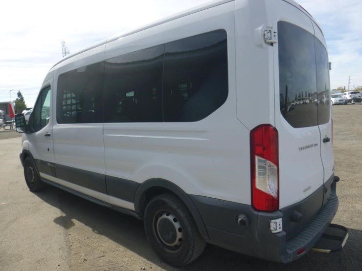 2017-ford-transit-image-4