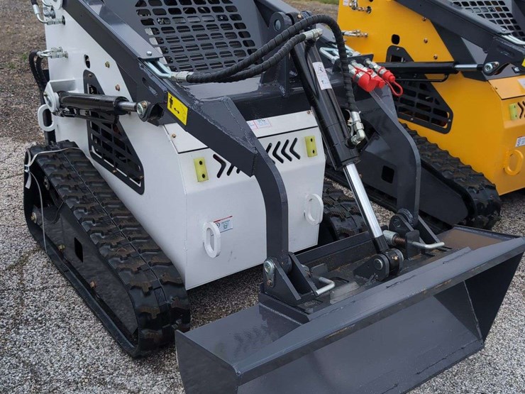 zjg-mini-skid-steer-loader-zj-380-(white)---15hp-image-1