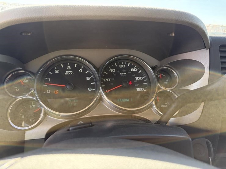 2012-gmc-sierra-2500hd-image-19