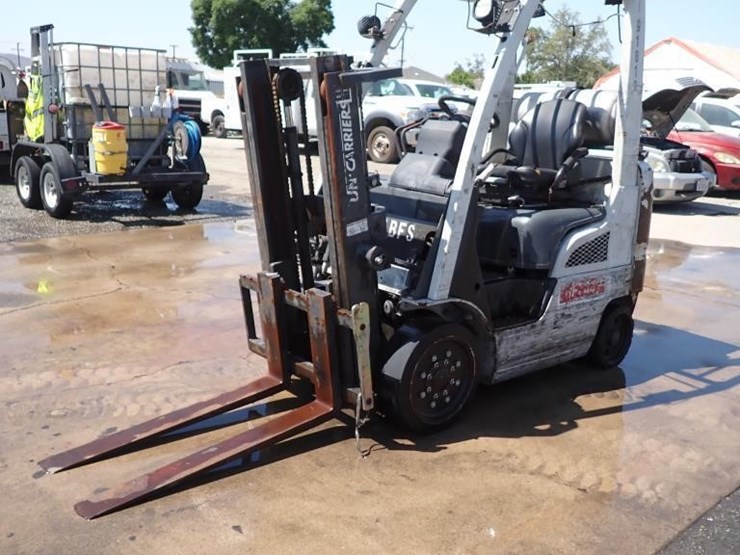 2015-nissan-mcp1f2a20lv-forklift-image-1