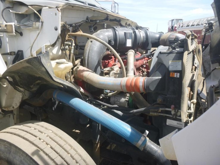 2011-ford-f750-image-19