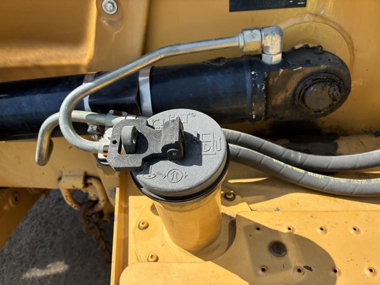 2007-caterpillar-430e-image-22
