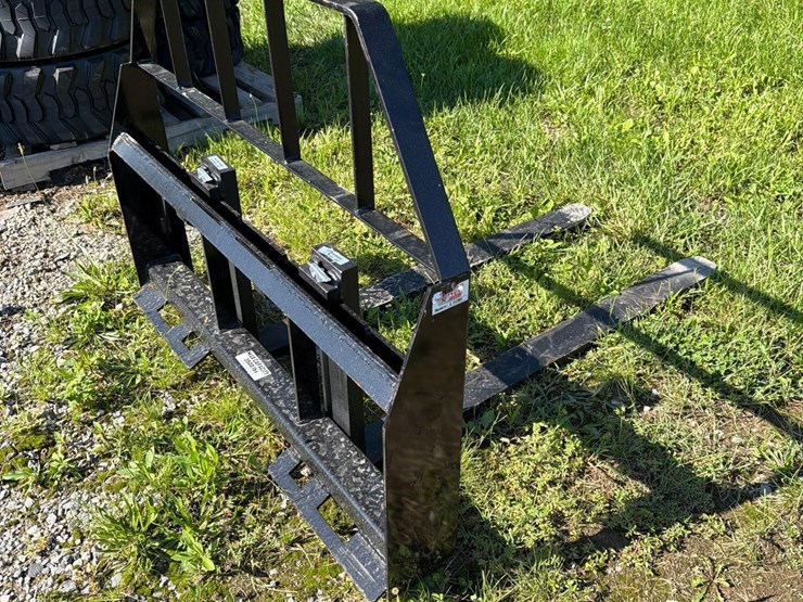 unused-48"-kivel-3,500lb-quick-attach-pallet-forks-image-2