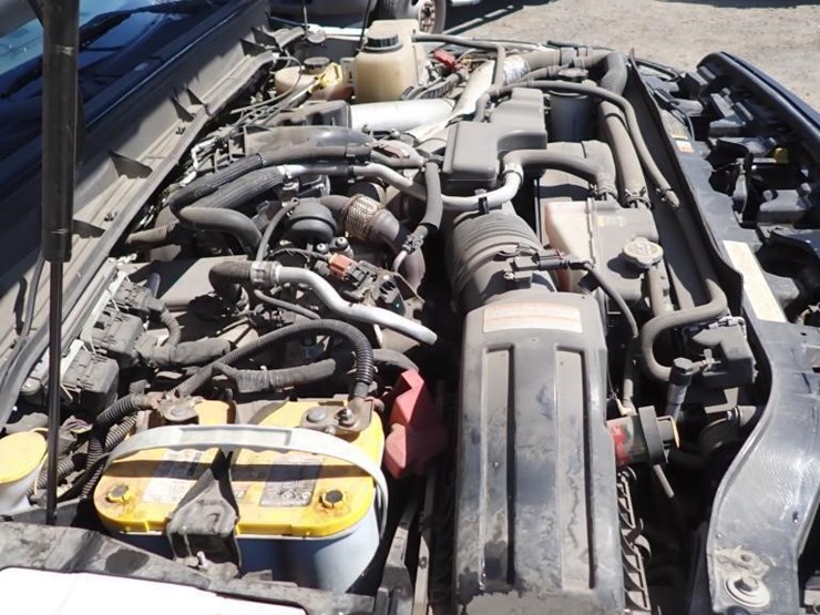 2011-ford-f550-image-8