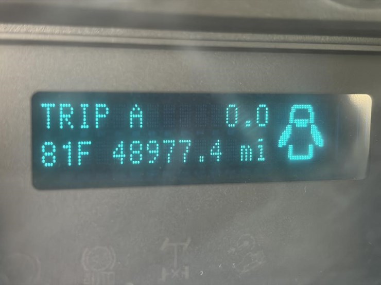 2011-ford-f550-image-18