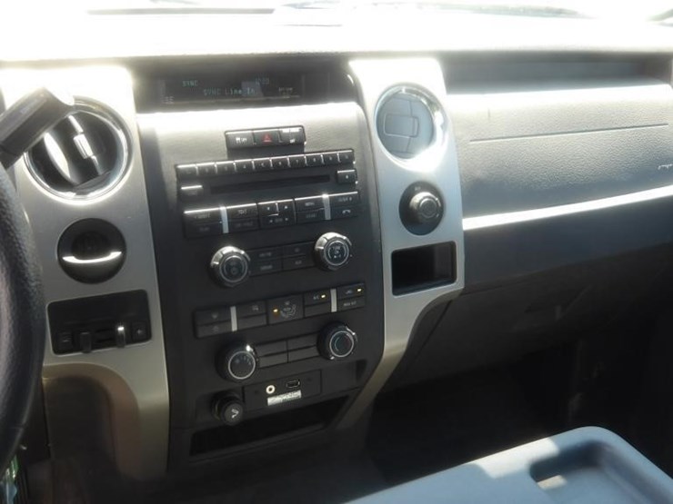 2011-ford-f150-image-18