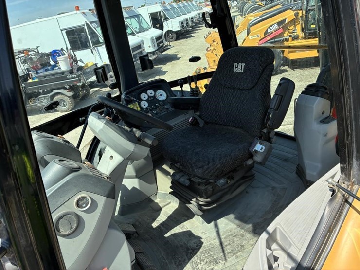 2007-caterpillar-430e-image-25