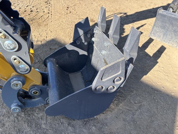 2026-me20-hydraulic-excavator-image-8