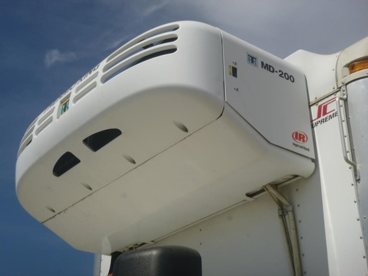 2008-gmc-c7500-reefer-box-truck-image-10