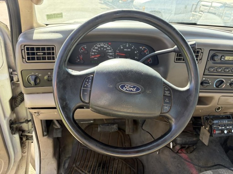 2004-ford-f250-image-17