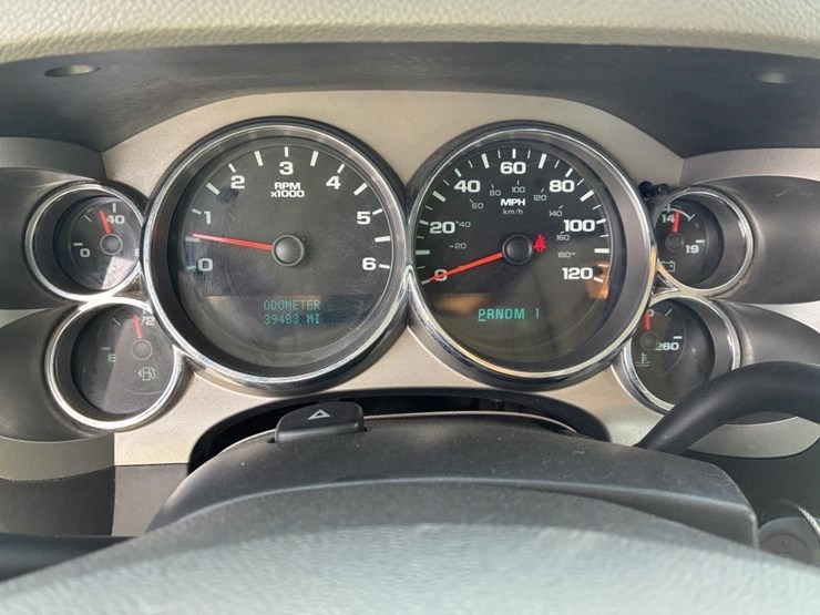2012-gmc-sierra-2500hd-image-17