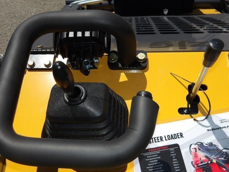 2026-zjz-380-skid-steer-track-loader-image-15