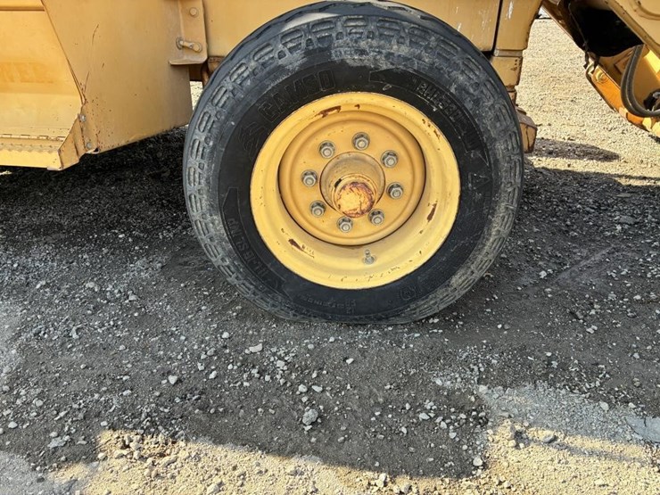 2000-caterpillar-436c-image-17