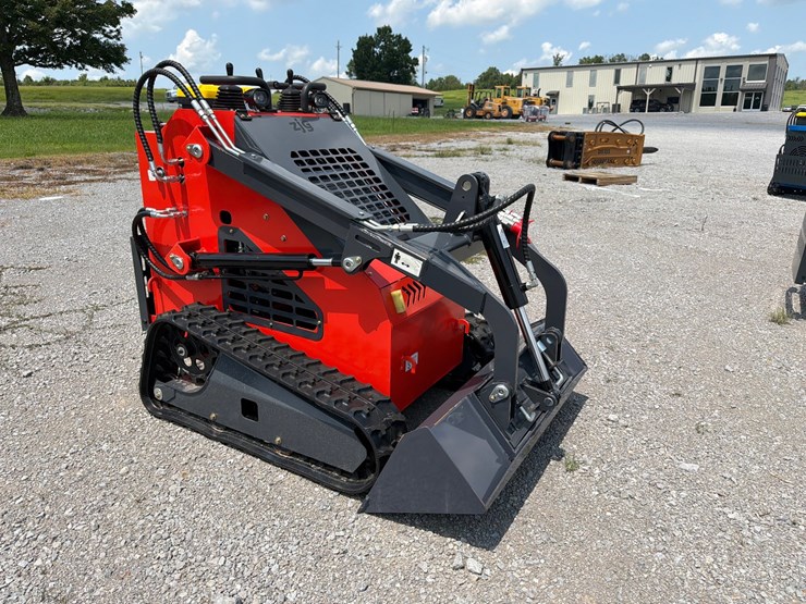 #18-•-new-zjg-zj-380-mini-skid-steer-image-1