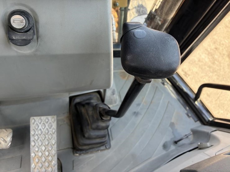 2008-caterpillar-420e-image-29