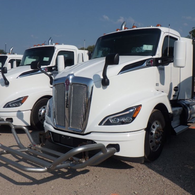 2024 KENWORTH T680