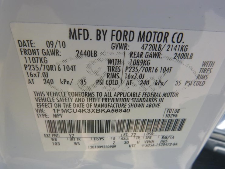 2011-ford-escape-image-16