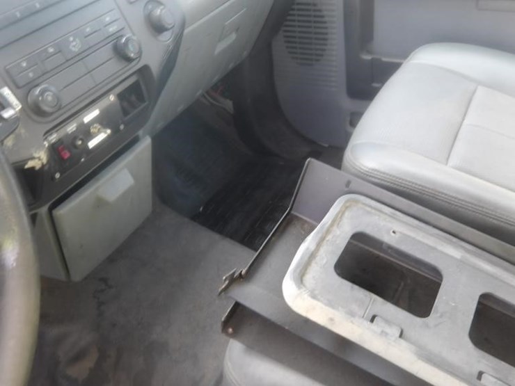 2015-ford-f350-image-26