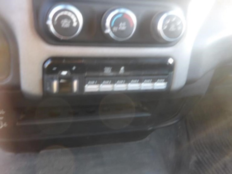 2019-dodge-ram-2500-image-25