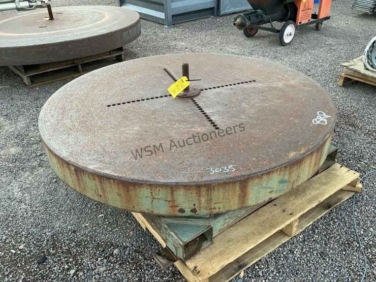 60in-diameter-skid-mounted-turn-table-image-1