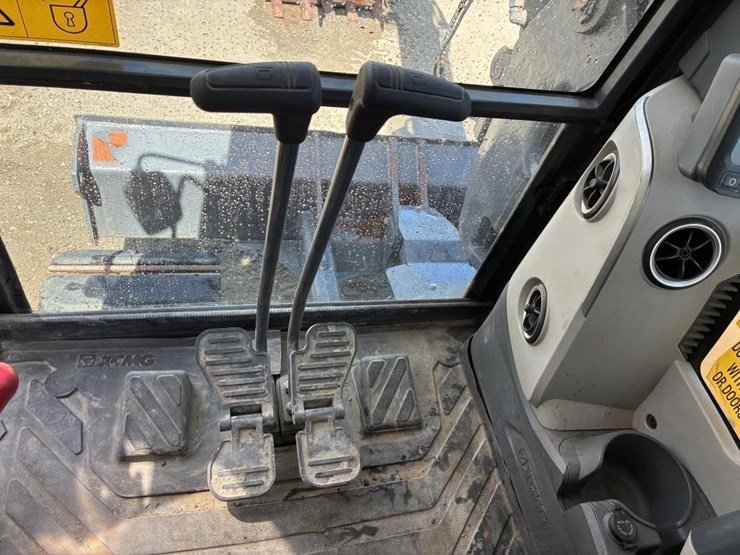 2022-xcmg-xe80u-image-21
