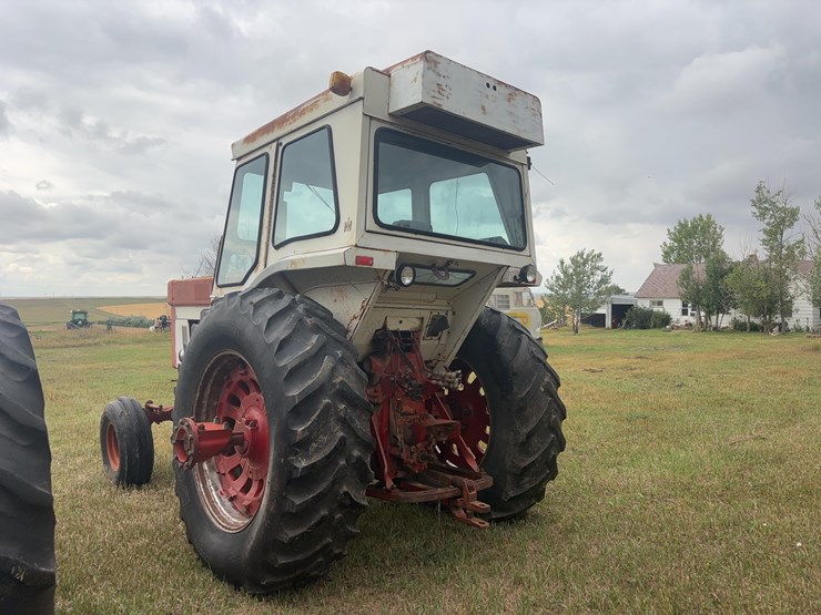 farmall-f1066-tractor-image-12
