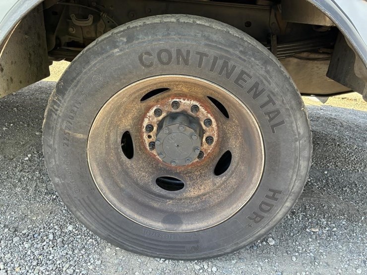 2012-ford-f550-image-5