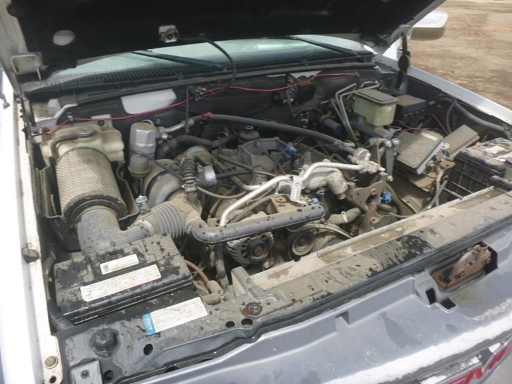 1999-gmc-3500-image-18