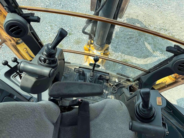 2013-deere-310sk-image-19