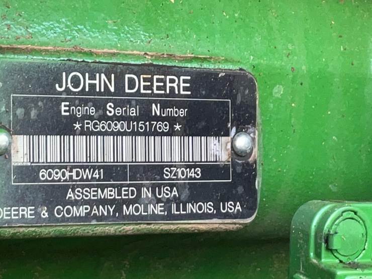 2019-deere-848l-image-14