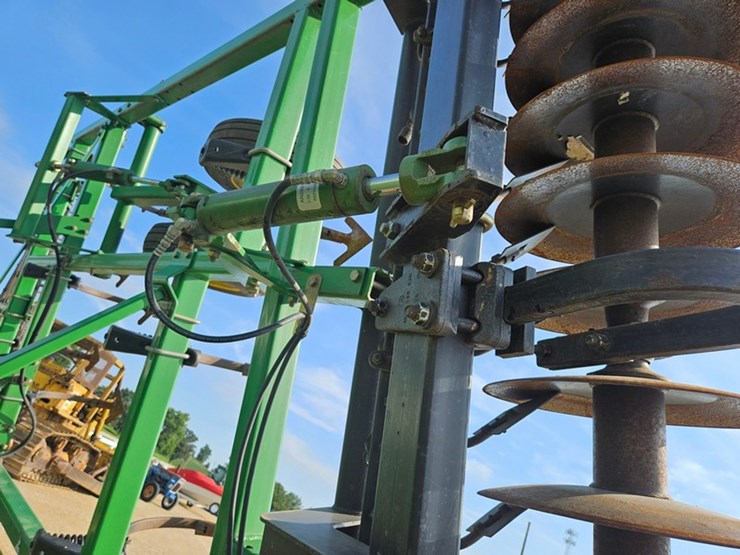 john-deere-726-image-34