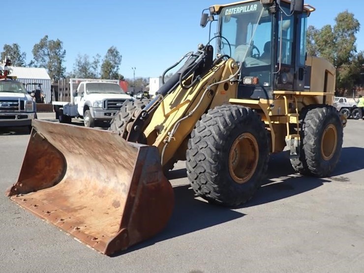 caterpillar-924g-wheel-loader-image-1