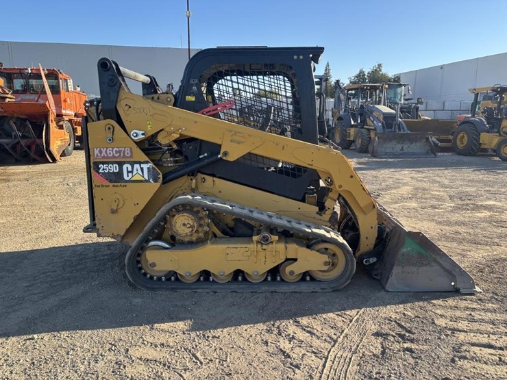 2016-caterpillar-259d-image-7