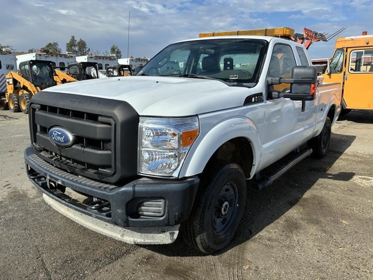2011-ford-f250-image-1