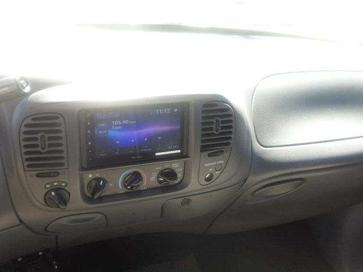 2001-ford-f150-image-23