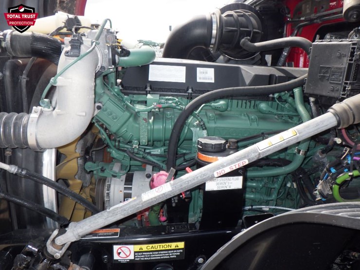 2024-volvo-vnl860-image-20