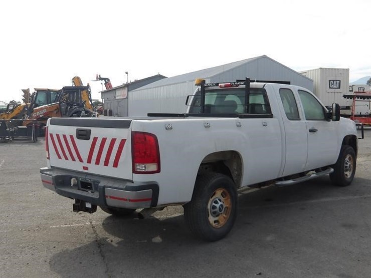 2012-gmc-sierra-2500-image-4