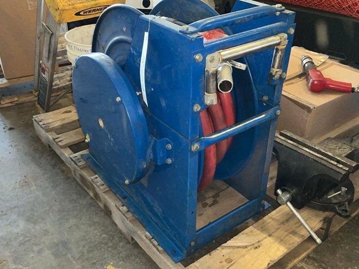 #509-•-hose-reel-with-hose-image-8