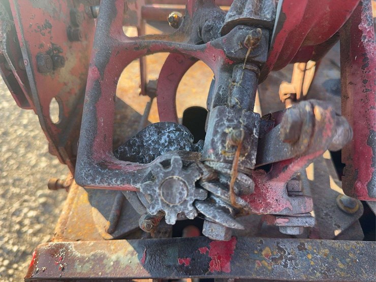 new-holland-66-image-20