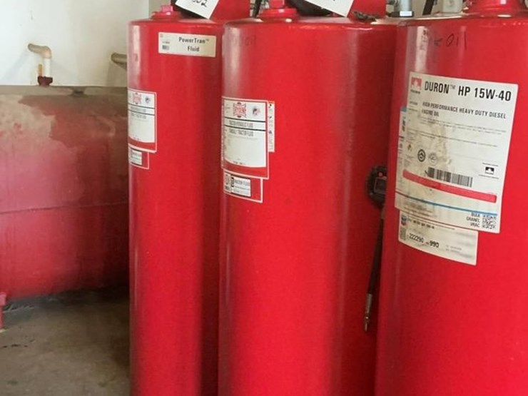 #501-•-turner-tanks-oil-holding-tank-w/-pump-image-1