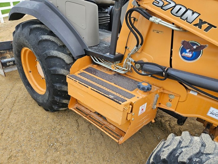 #27-•-case-570d-tractor/loader/scraper-image-38