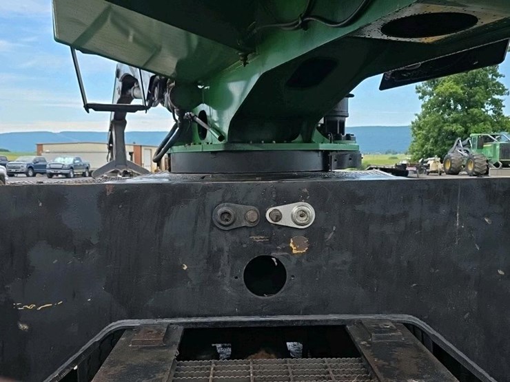 #302-•-2014-john-deere-437-knuckleboom-loader-image-102