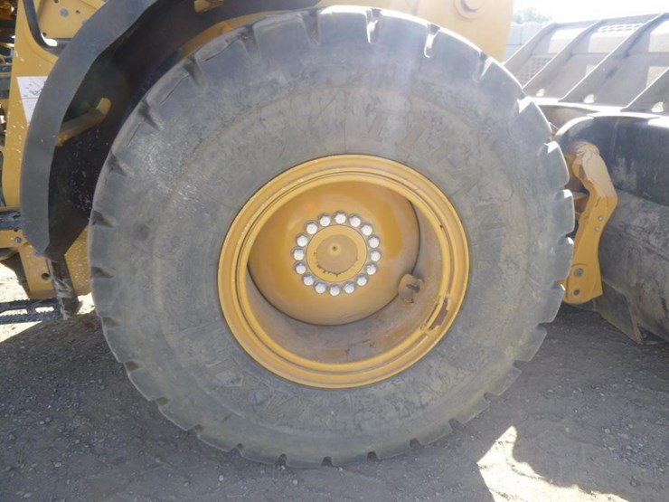 2022-caterpillar-930m-image-45