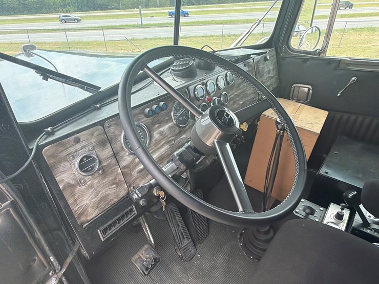 1981-caterpillar-3406b-image-26