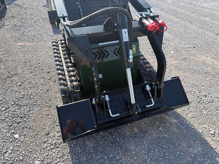 #35-•-new-zjg-zj-380-mini-skid-loader-image-7