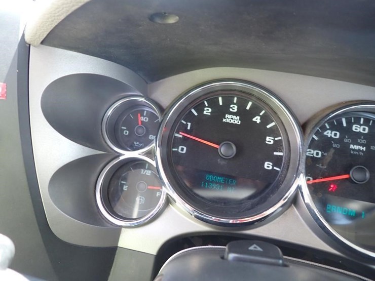 2009-chevrolet-silverado-2500-image-15