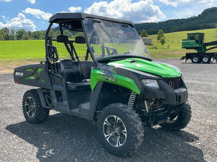 2016-arctic-cat-700-image-7