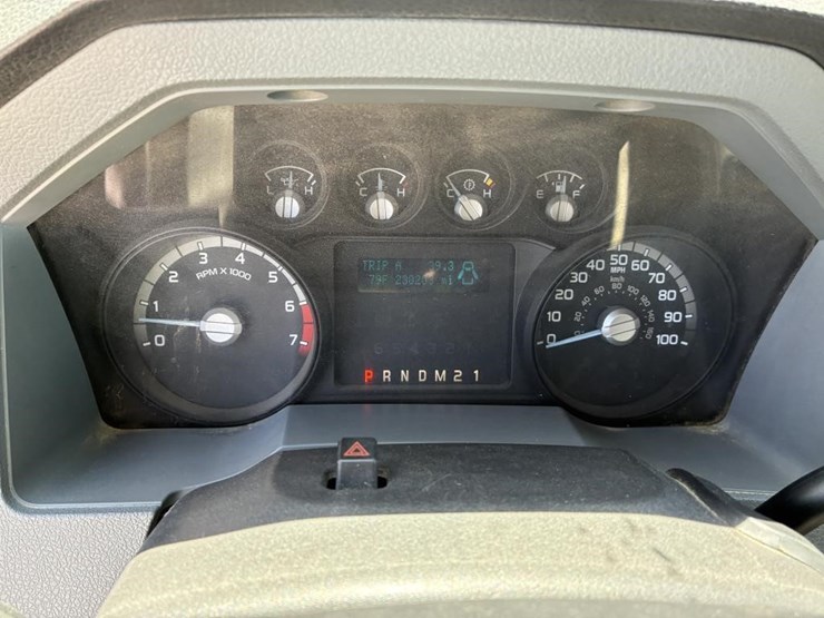 2011-ford-f350-image-17