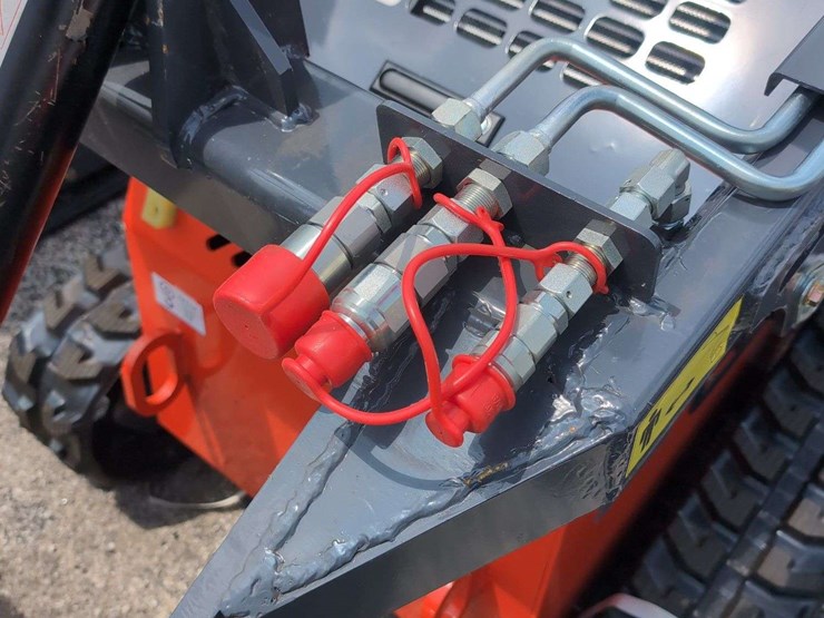 zjg-mini-skid-steer-loader-zj-380-(red)---15hp-image-6